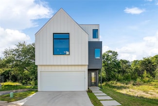 3807 E 51st St Unit 13, Austin, TX 78723