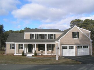 17 John Gilpin Ln, Chatham, MA 02633