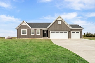 N6285 Blarney Stone Dr, Albany, WI 53502