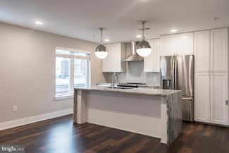 817 N 20th St Unit 9, Philadelphia, PA 19130
