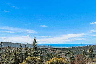 1359 Sky Ridge Ct, San Marcos, CA 92078