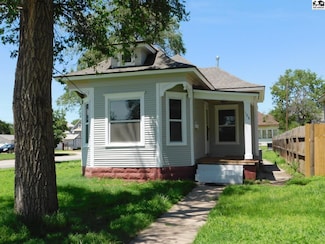 128 W 9th Ave, Hutchinson, KS 67501