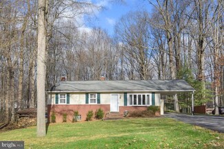 1300 Hillcrest Dr, Sykesville, MD 21784