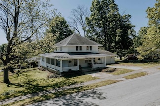 203 S Sale St, Ellettsville, IN 47429