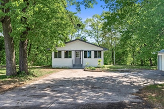 3466 South Dr, Andover, MN 55304