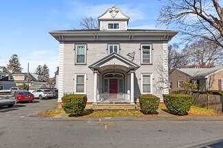 12 Greenleaf Cir, Lynn, MA 01902