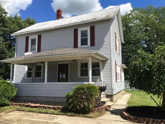 101 N Suter St, Gibsonburg, OH 43431
