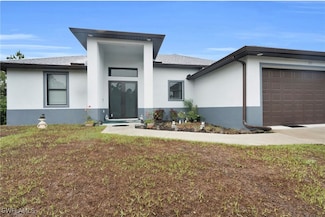 821 Greenwood Ave, Lehigh Acres, FL 33972