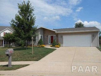 116 Danielle Ln, Pekin, IL 61554