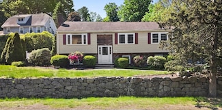 547 Summer Ave, Reading, MA 01867