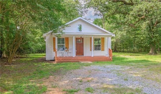 578 Barron Chapel Rd, Pineville, LA 71360