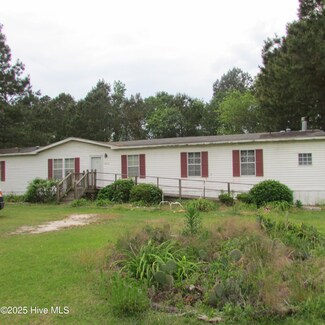 12662 Garland Hwy, Ingold, NC 28441
