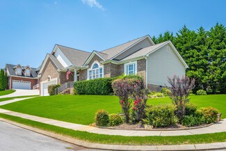 9699 Salisbury Ln, Ooltewah, TN 37363