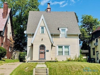 1322 Thatcher Dr, Toledo, OH 43606