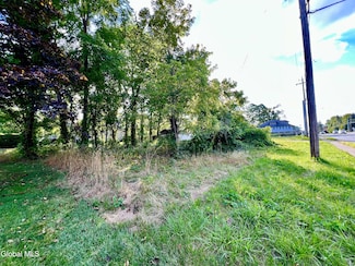 2808 Troy Schenectady Rd, Schenectady, NY 12309