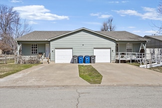 5803 E Easton St, Tulsa, OK 74115