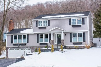 217 Feldspar Dr, Syracuse, NY 13219