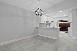 8085 SE Villa Cir, Hobe Sound, FL 33455