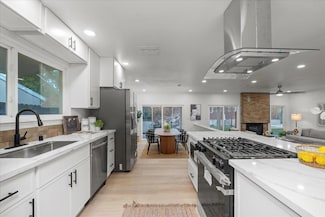 1715 Russell Way, Roseville, CA 95661