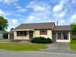 405 Atwood St, Tilton, IL 61833