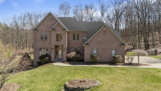 128 Crystal Springs Dr, Cranberry Township, PA 16066