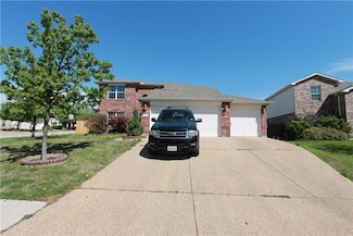 620 Kingfisher Ln, Leander, TX 78641