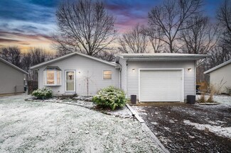 21821 Mccain Ln, Edwardsburg, MI 49112