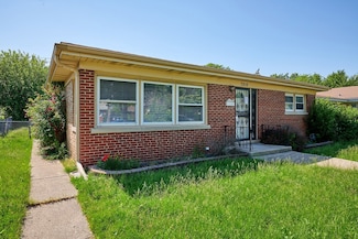 7810 E Prairie Rd, Skokie, IL 60076