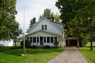 1080 E Swain St, White Cloud, MI 49349