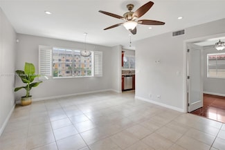 8621 SW 5th St Unit 208, Pembroke Pines, FL 33025