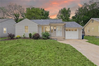 8604 E 79th St, Kansas City, MO 64138