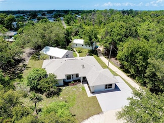 875 Bayshore Dr, Englewood, FL 34223