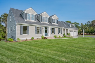 16 Bascom Hollow, Harwich, MA 2645