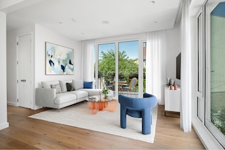 128 Woodpoint Rd Unit 2, Brooklyn, NY 11211