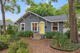 1205 14th St N, Saint Petersburg, FL 33705