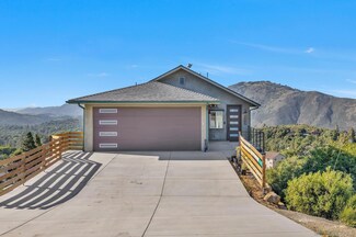 3208 Oakwood Dr, Julian, CA 92036