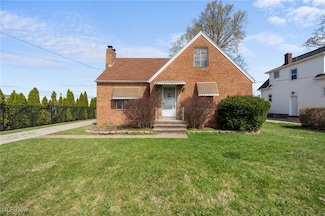 19190 Rockcliff Dr, Rocky River, OH 44116
