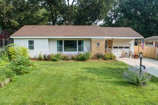 1018 W Summit Ave, Fergus Falls, MN 56537