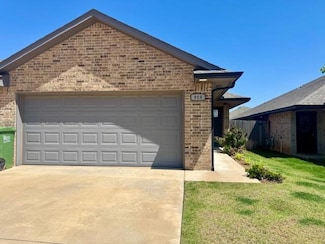 919 Coles Creek, Yukon, OK 73099