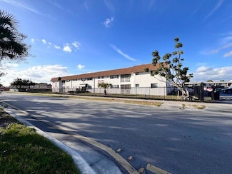 651 NW 177th St Unit 220, Miami, FL 33169