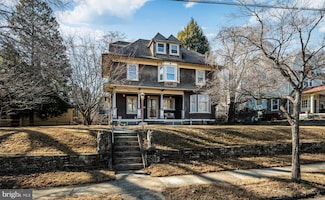 7930 Park Ave, Elkins Park, PA 19027
