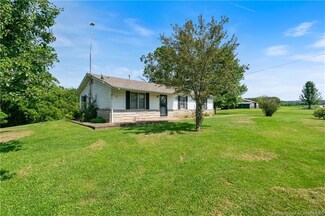 1720 Walnut Valley Rd NW, Corydon, IN 47112