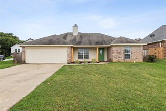 201 Pioneer Dr Unit B, Keene, TX 76059