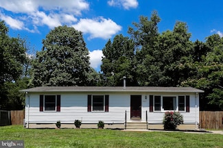 9810 Emerald Ln, Newburg, MD 20664