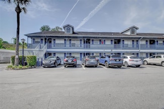 313 Dirksen Dr Unit B15, Debary, FL 32713