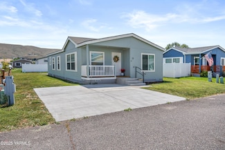 2802 S 5th Ave Unit 10, Union Gap, WA 98903