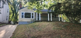 19201 Genesee Rd, Euclid, OH 44117