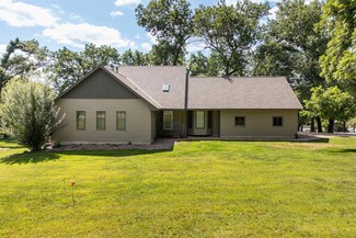 8647 Golfview Dr, Houston, MN 55943