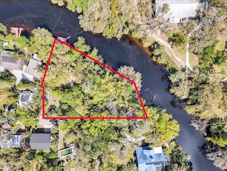 57 Hamilton Heath Dr, Tampa, FL 33604