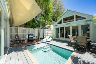 1215 Margaret St, Key West, FL 33040